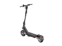 NAVEE ST3 PRO SCOOTER